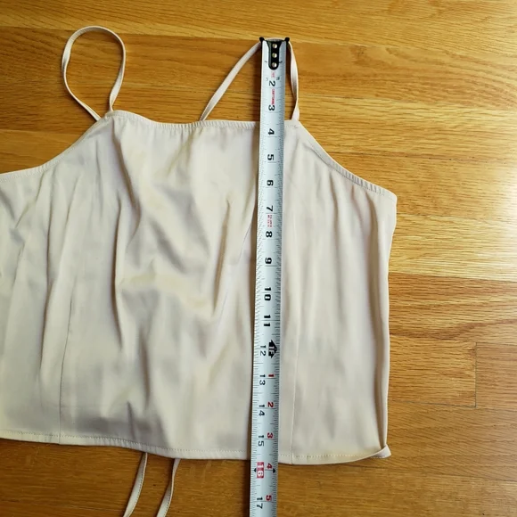 Leonni Haan Fitted Strappy Halter Corset Crop Top - Picture 10 of 13